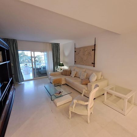 Luminous Apartment In Playas Del Duque , Puerto Banus By Holidays & Home Marbella Exterior foto